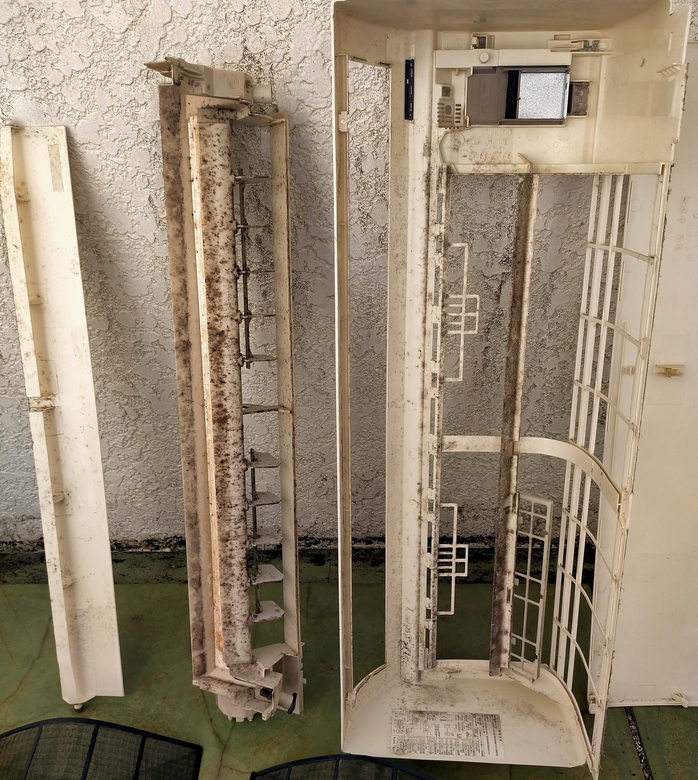 エアコン洗浄前